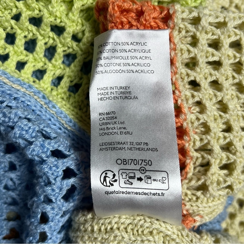 NWOT Urban Outfitters Y2K Crochet Color Block Bell Sleeve Crop Top Festival - Picture 6 of 6